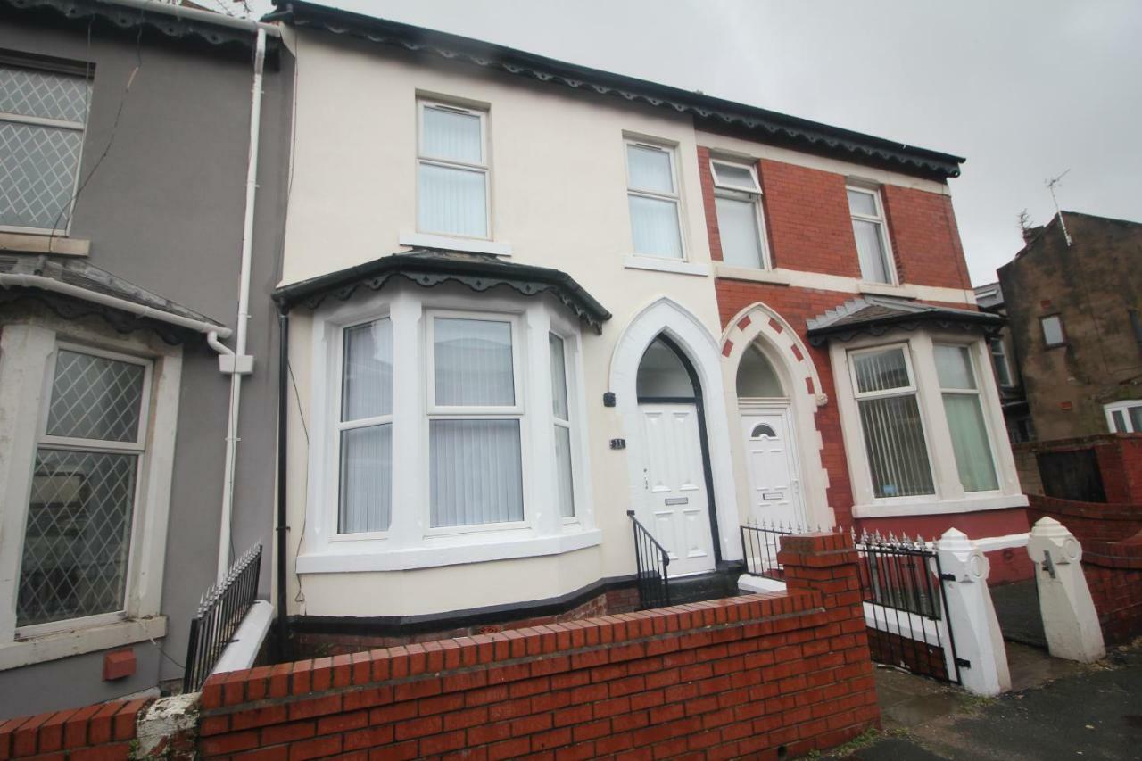 Regent Choice - Town Centre - Large Property Blackpool Eksteriør billede