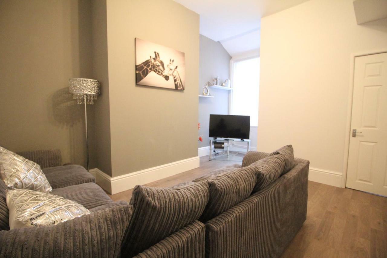 Regent Choice - Town Centre - Large Property Blackpool Eksteriør billede